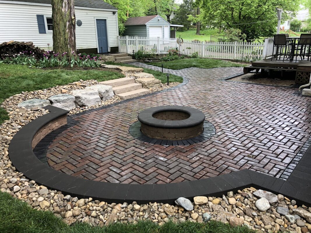 Centerville, Ohio, outdoor fireplace contractors.